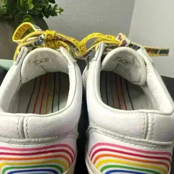 Vans Off the Wall Low Top Rainbow Slour Shop By Amirah Kassem Shoes W7/M5.5 - Picture 9 of 11